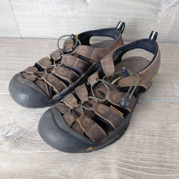 KEEN Newport Leather Sandals Mens 9.5 Brown Waterproof Hiking Fisherman Shoes